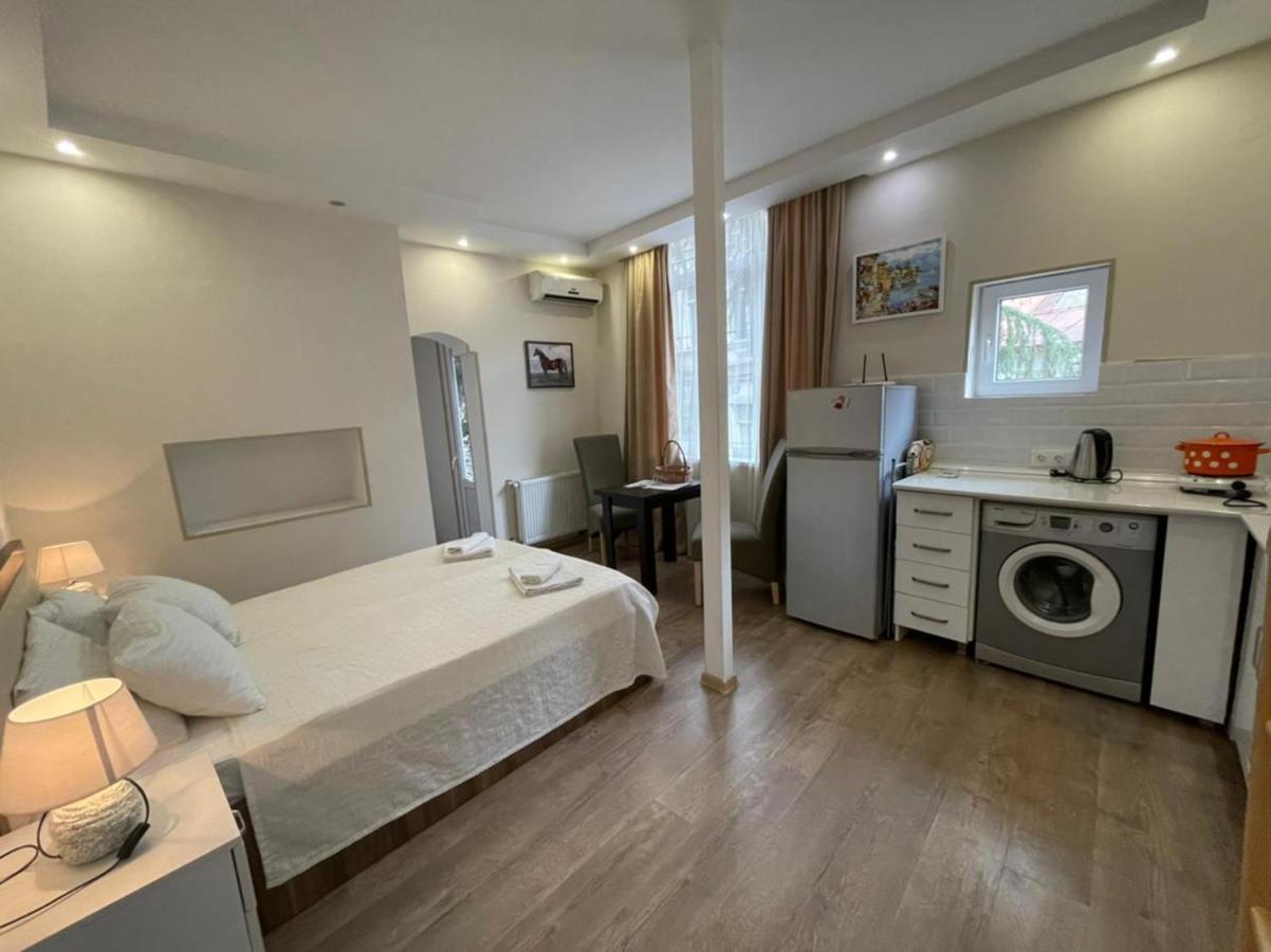 Georgian Guest House On Asatiani Tbilisi Eksteriør billede