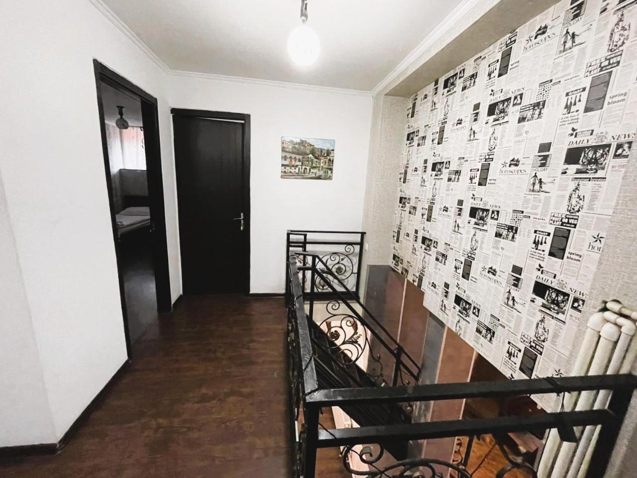Georgian Guest House On Asatiani Tbilisi Eksteriør billede