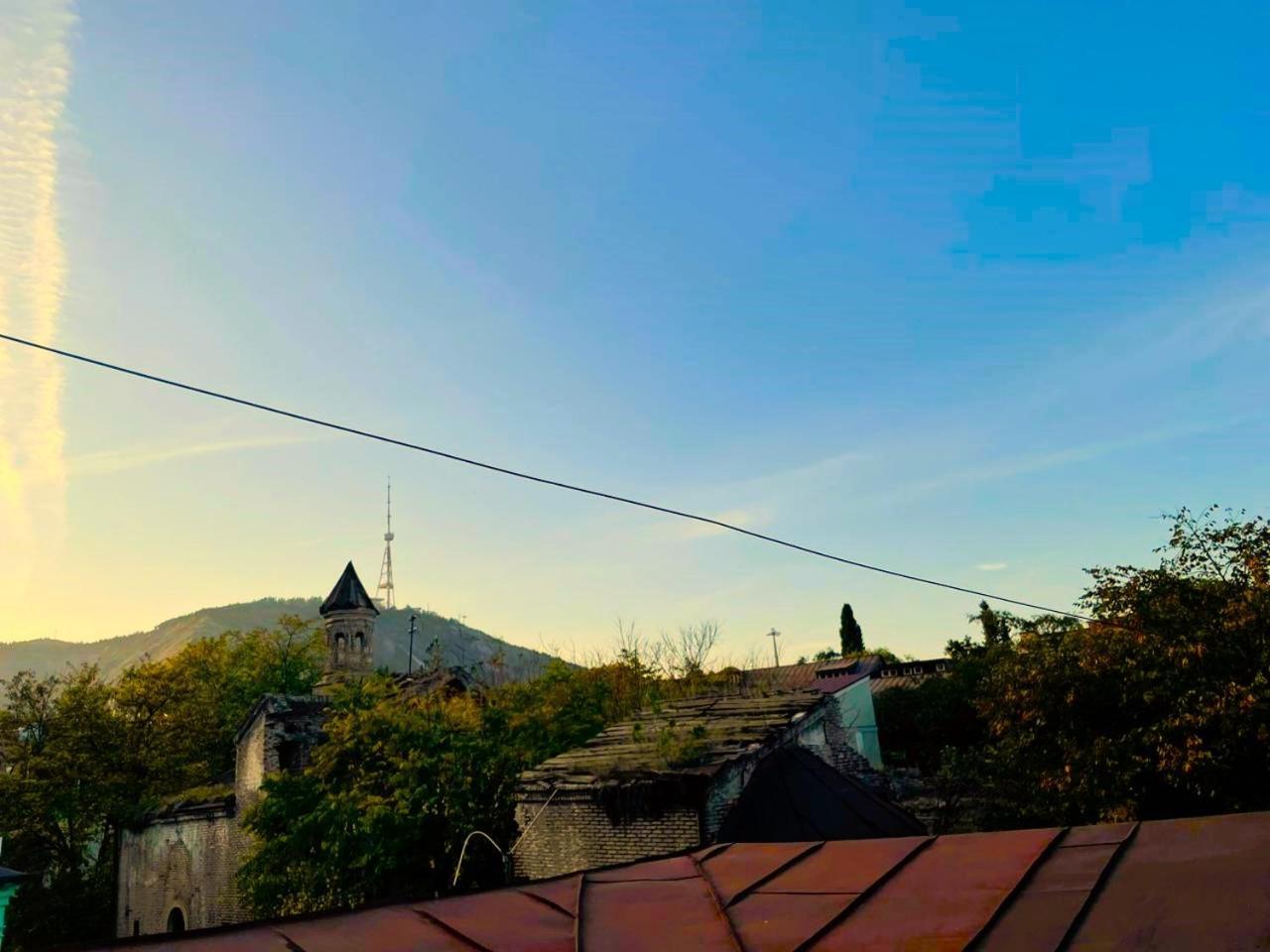 Georgian Guest House On Asatiani Tbilisi Eksteriør billede