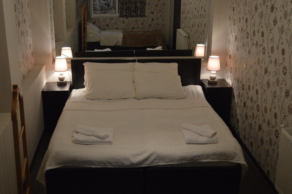 Georgian Guest House On Asatiani Tbilisi Værelse billede