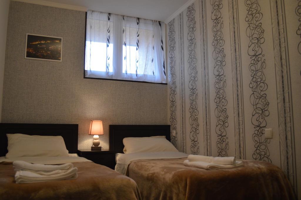 Georgian Guest House On Asatiani Tbilisi Værelse billede